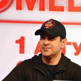 Жене Мартиросяна в шутку предложили выйти замуж за Петросяна