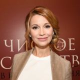 Выскочившая замуж Орлова оказалась одна на стройке: Тяжело и страшно