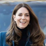 Безупречная Кейт Миддлтон надела дешевую бижутерию