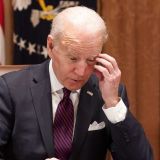 Ушел от ответа: Байден обвинил журналистку в глупости из-за неудобного вопроса о Путине 