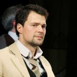 Тоскующего по дочери Козловского засняли с Акиньшиной: Радовались и обнимались