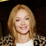 Светлана Ходченкова удивила поклонников ярким образом