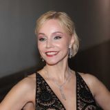 Глубокое декольте Зудиной вызвало похвалу 