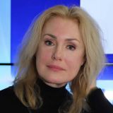 Сбагрила сына бабушке и испарилась: что случилось со скандальной невесткой Марии Шукшиной