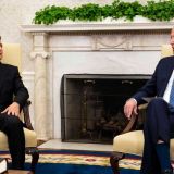 СМИ: Байден предупредил Зеленского об изменении 