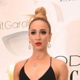 Задравшей нос Бузовой пришлось встречать День всех влюбленных одной