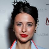 Оставленная Прилучным Карпович показала ребенка друзей