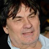 Серов затаил обиду на экс-супругу