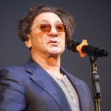 Лепса застали за интимным занятием с молодой блондинкой