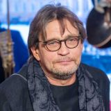 Покинувший Моссовет Домогаров не смог молчать