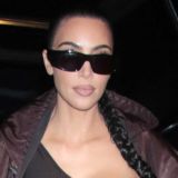 Ставшая невестой Ким Кардашьян вышла на связь с прокурором из шкафа