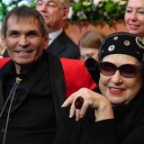 Отвернувшийся от семьи Алибасов воссоединился с Федосеевой-Шукшиной 