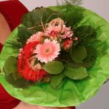 Газманов и Лепс приготовили подарки женщинам освобожденных Луганска и Донецка