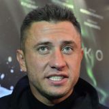 В черном списке: улетающий из Москвы с прикрытым лицом Прилучный поспешил объясниться