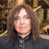 Уехала стричь собак в США и не подарила ему детей: как живет таинственная жена Леонтьева