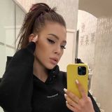 Раздувшаяся во время беременности Рапунцель из 