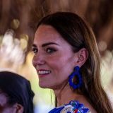 Принц Уильям станцевал с большегрудой иностранкой на глазах у жены