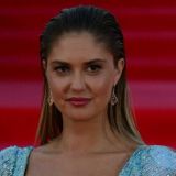 Сосиска между: шаловливая Муцениеце истосковалась по любовным утехам