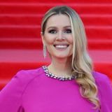 Поклонники не могут оторвать глаз от Кожевниковой