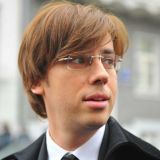 Видения из детства заставляют Максима Галкина жить в дорогущем замке в Грязи