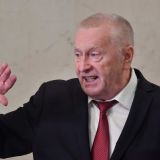 Оттаскал за волосы женщину, втоптал в грязь Пугачеву: самые громкие скандалы Жириновского