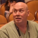 Холостой Сухоруков ушел к женатому на молодой Меньшикову после скандала 