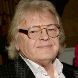 Сбежавшие за границу жены, одинокая старость с 40 кошками и жуткие боли: как живет Юрий Антонов