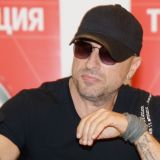 Зачем брутальный Нагиев ходит с голой грудью?