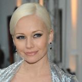 Любовь с сыном Васильевой, связь с Малаховым и тайный муж: бурная личная жизнь Кориковой