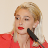 Известный ведущий влепил смачную оплеуху взвывшей Ивлеевой