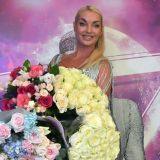 Волочкова не хочет покидать Россию из-за подарков от поклонников