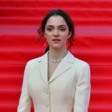 Поклонники не узнали Медведеву на новых фотографиях