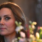 Общительность и радушие: Миддлтон удостоила незнакомца крепким рукопожатием