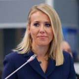 Вернувшуюся в квартиру в Петербурге Собчак настигла ностальгия