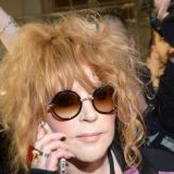 Копеечка к пенсии: уехавшую в Израиль Пугачеву пригласили давать частные уроки музыки