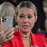 Собчак разобрала стоимость образа жены Петросяна 