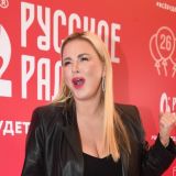 Семенович и Слава перетягивали мускулистого красавца на съемках нового клипа