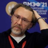 Шнуров сделал заявление об отъезде из России