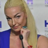 Встречавшаяся с сразу двумя Волочкова объяснила свое поведение