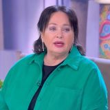 Дебилы, ***: улетевшая из России Гузеева эмоционально отреагировала на сообщения о ней в Сети