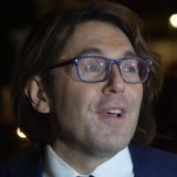 Малахову преподнесли памятный подарок: Принесет удачу