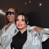 Появившаяся без кольца Королева вызвала подозрения