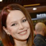 Безрукова высказалась о сбежавших из страны звездах