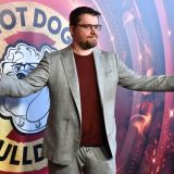 Гарика Харламова увидели в баре с 