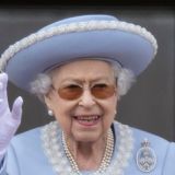 Букингемский дворец сообщил о внезапной пропаже Елизаветы II