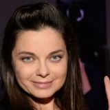 Плюгавый сын подвел Наташу Королеву на публике