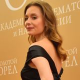 Толкалина вышла на связь с поклонниками из храма