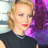 С детства живет в Европе и посвящает маме тату: что стало с единственной дочерью Литвиновой