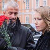 Разрушение семейных ценностей: заявившийся на курорт Богомолов застукал Собчак во время жаркой измены