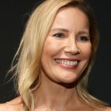 Опубликовавшая фото с ребенком Летучая спровоцировала разговоры об усыновлении